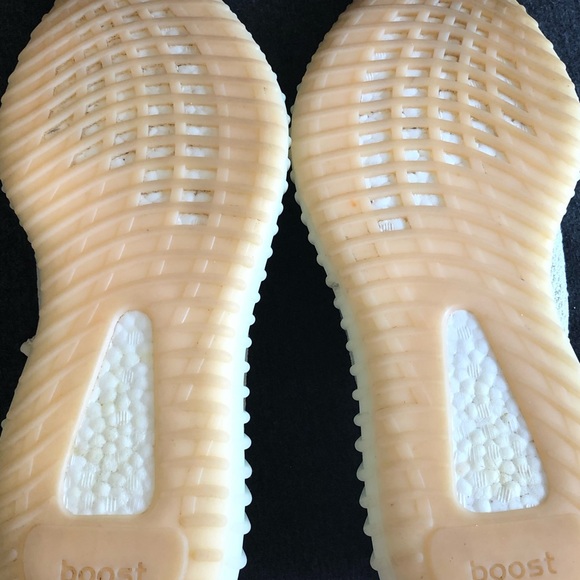 I am selling Yeezy 350 V2 Butter - Picture 6 of 8